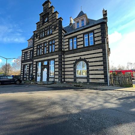 Wohnen Wie Im Schloss - Alter Bahnhof Von Kruft Bagian luar foto