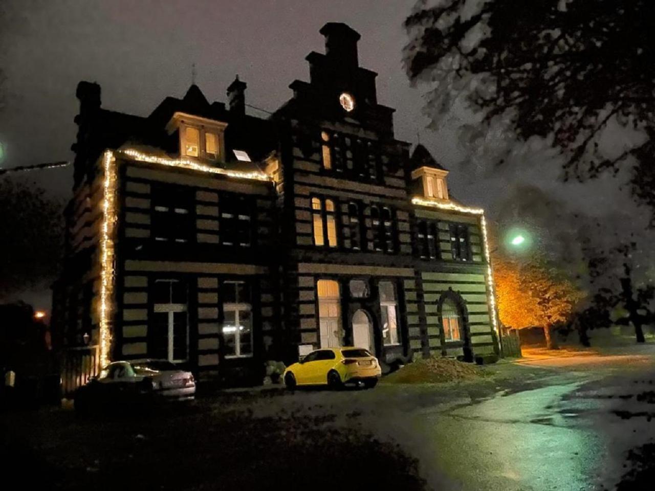 Wohnen Wie Im Schloss - Alter Bahnhof Von Kruft Bagian luar foto